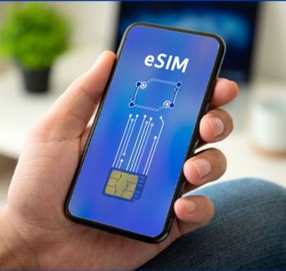 smartphone che riproduce sul display un rimando alla eSim